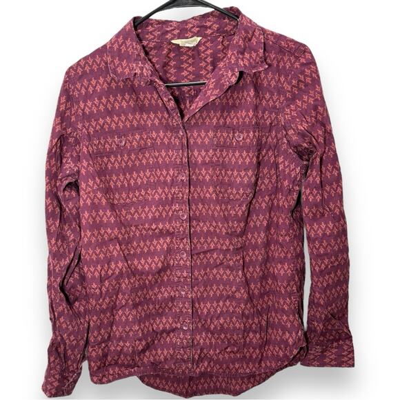 Duluth Trading Co Burgundy Organic Cotton Button Up - Picture 1 of 3